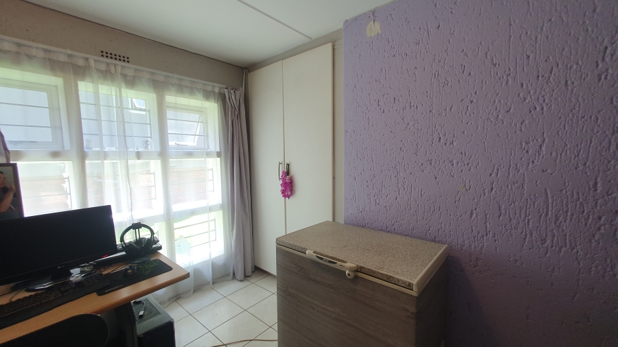 2 Bedroom Property for Sale in Winchester Hills Gauteng