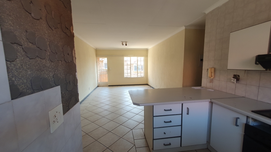3 Bedroom Property for Sale in Glenvista Gauteng