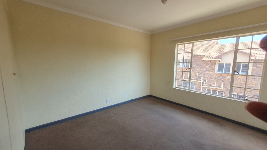 3 Bedroom Property for Sale in Glenvista Gauteng