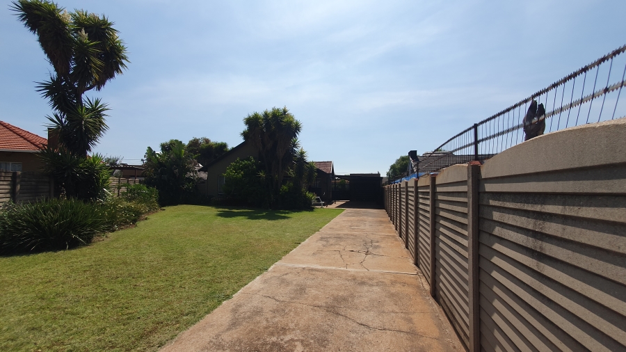 3 Bedroom Property for Sale in Dinwiddie Gauteng