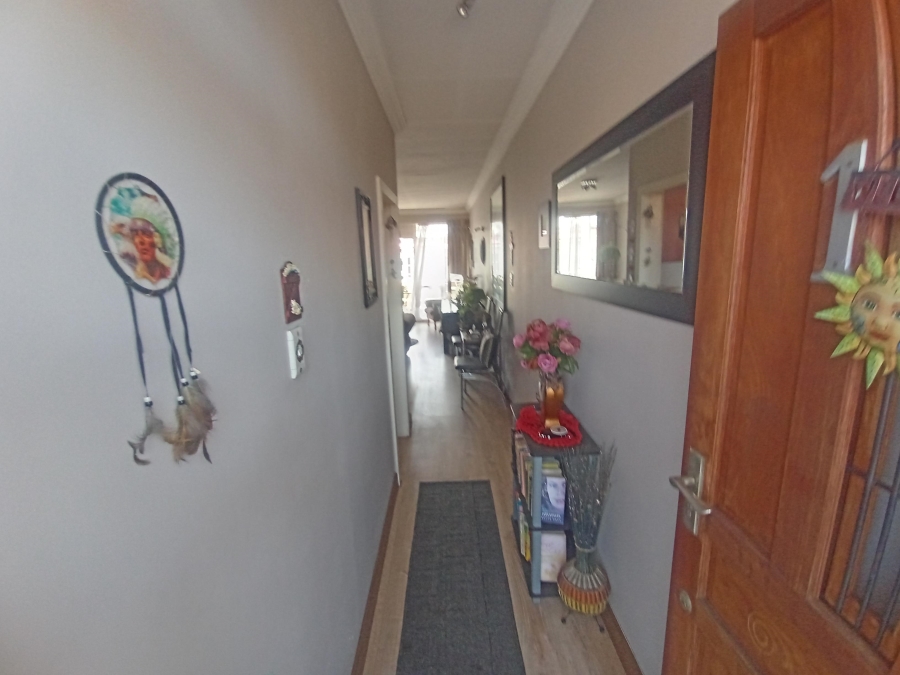 2 Bedroom Property for Sale in New Redruth Gauteng