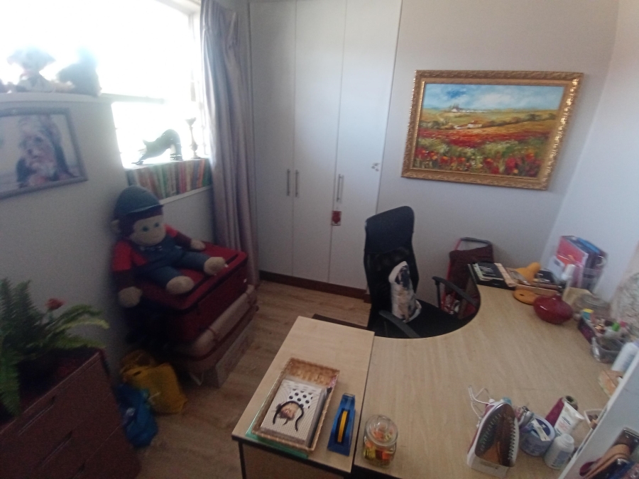 2 Bedroom Property for Sale in New Redruth Gauteng