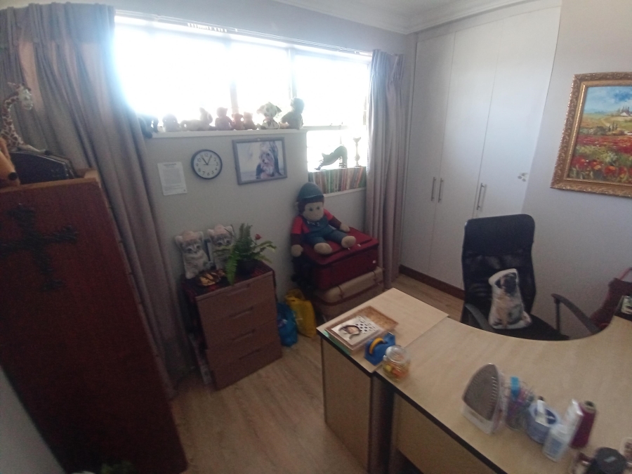 2 Bedroom Property for Sale in New Redruth Gauteng