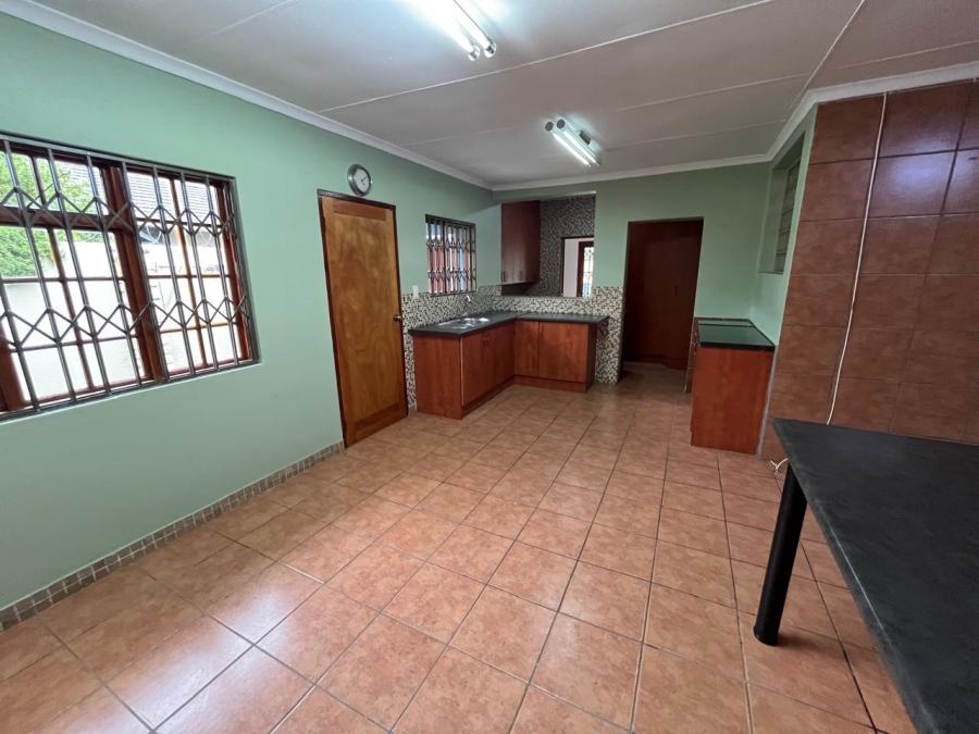 4 Bedroom Property for Sale in Randhart Gauteng