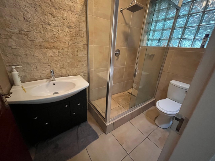 4 Bedroom Property for Sale in Randhart Gauteng