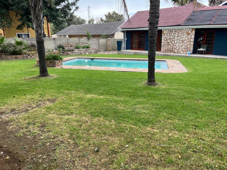 4 Bedroom Property for Sale in Randhart Gauteng