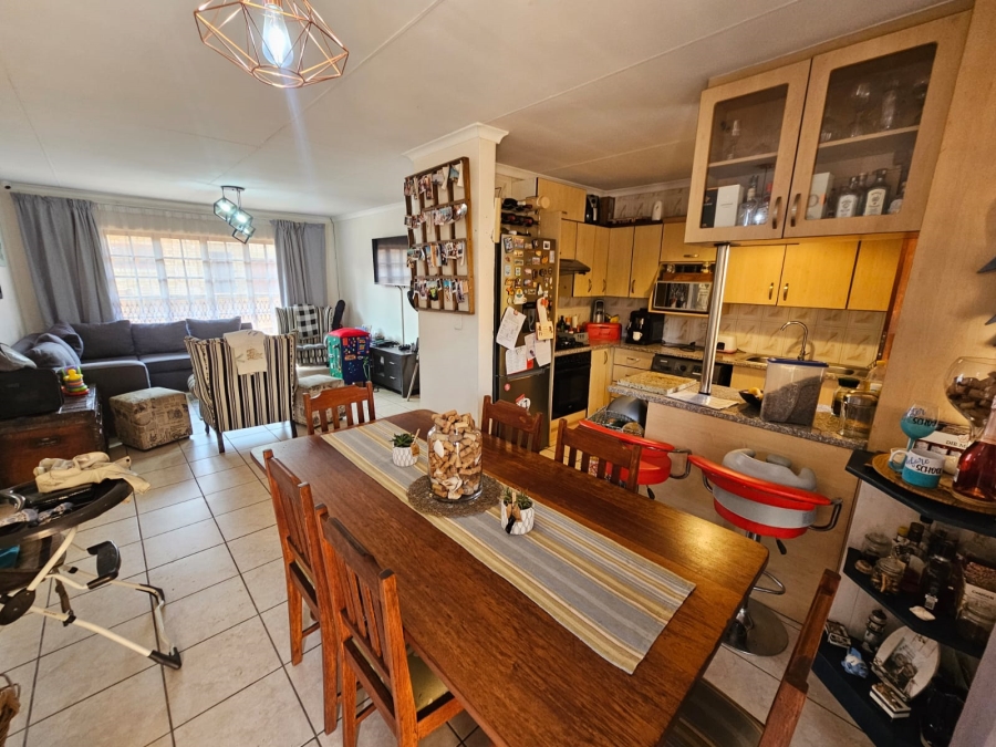 3 Bedroom Property for Sale in New Redruth Gauteng