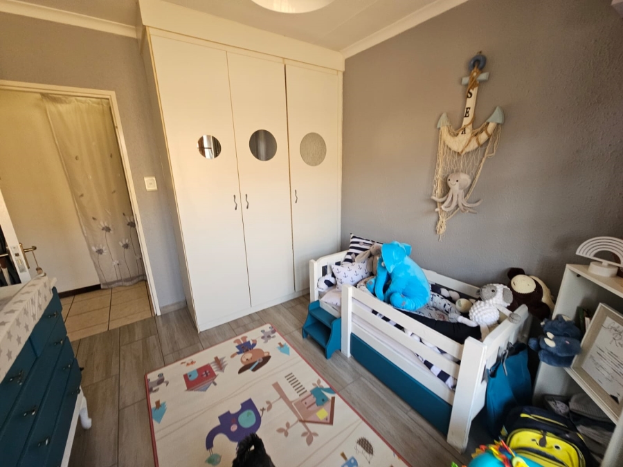 3 Bedroom Property for Sale in New Redruth Gauteng