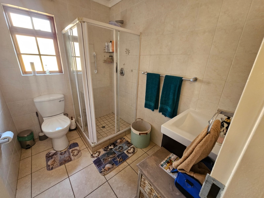 3 Bedroom Property for Sale in New Redruth Gauteng