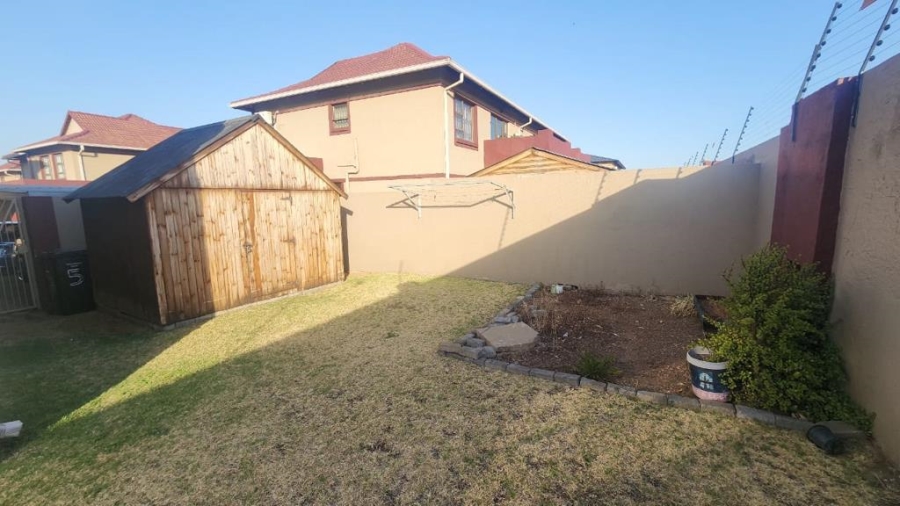 3 Bedroom Property for Sale in New Market Gauteng