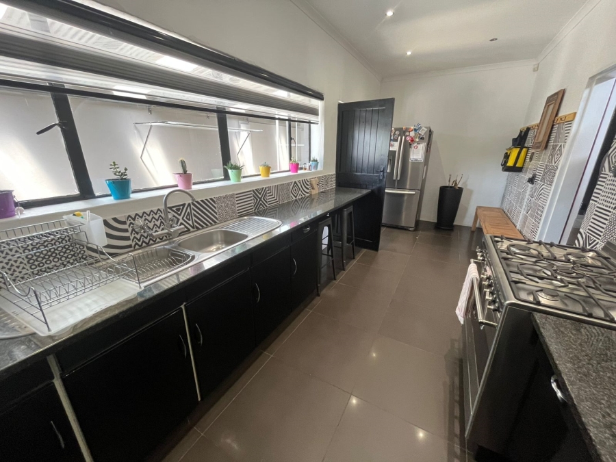 3 Bedroom Property for Sale in South Crest Gauteng