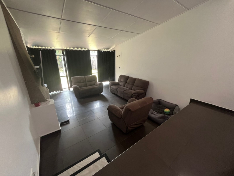 3 Bedroom Property for Sale in South Crest Gauteng