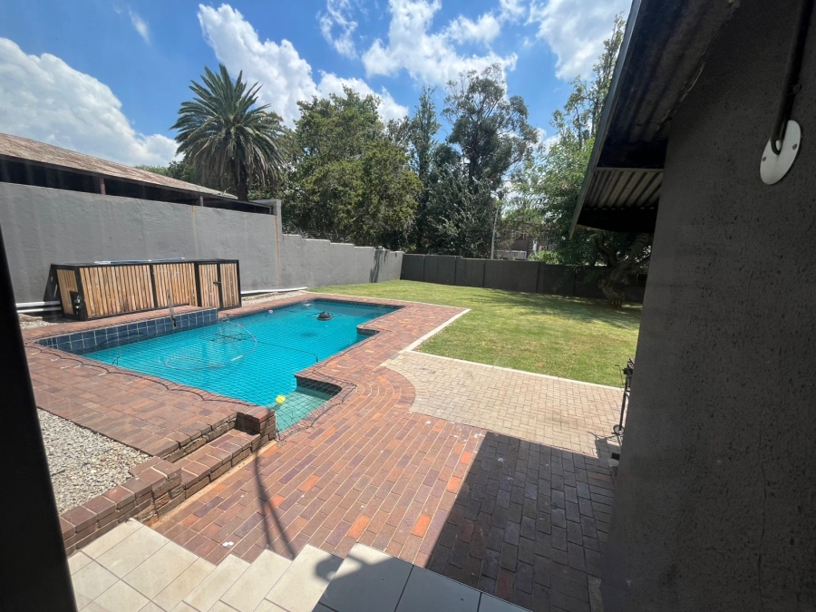 3 Bedroom Property for Sale in South Crest Gauteng