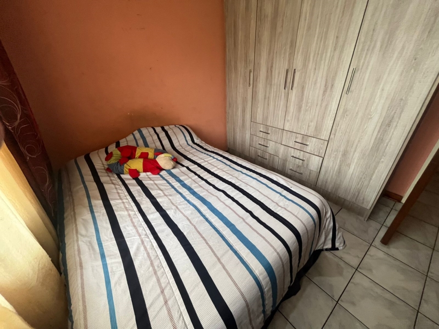 4 Bedroom Property for Sale in General Albertspark Gauteng