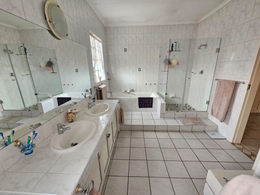 3 Bedroom Property for Sale in Randhart Gauteng