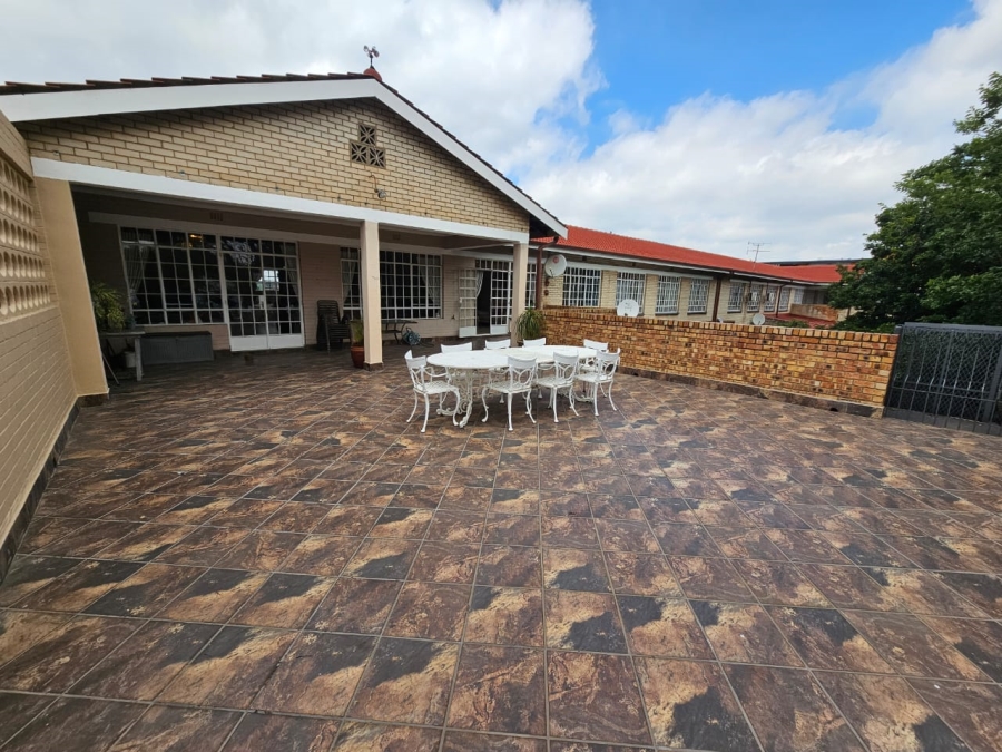 3 Bedroom Property for Sale in Randhart Gauteng