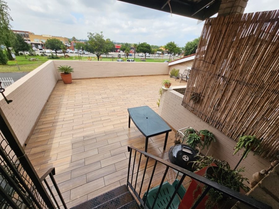 3 Bedroom Property for Sale in Randhart Gauteng