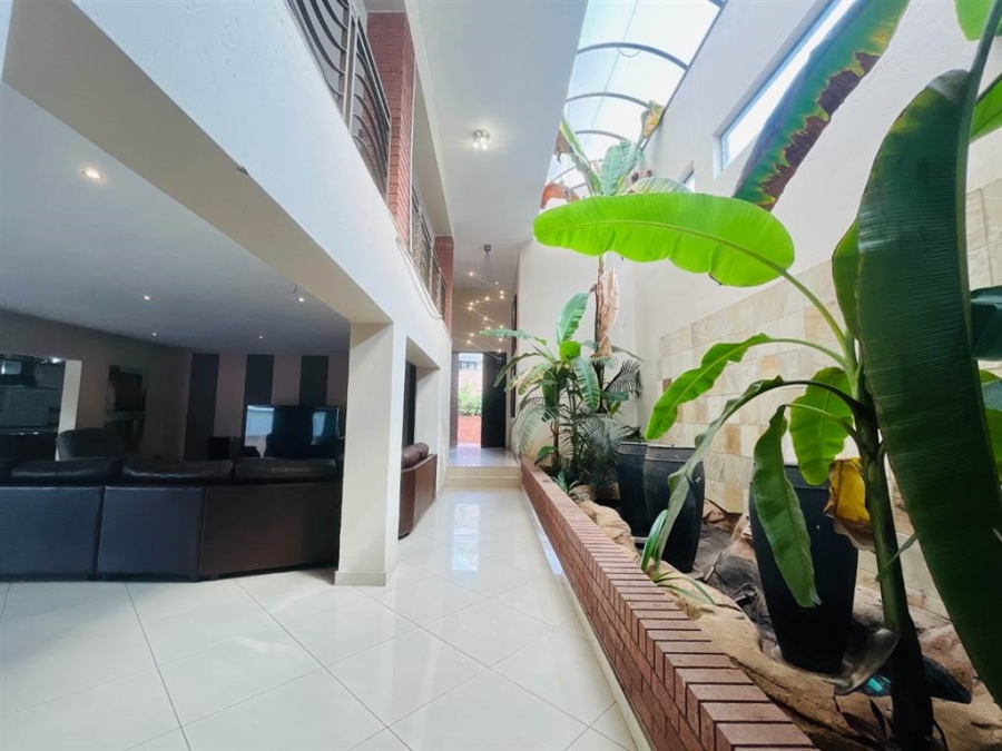 5 Bedroom Property for Sale in Meyersdal Gauteng