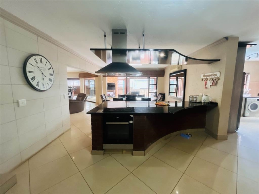 5 Bedroom Property for Sale in Meyersdal Gauteng
