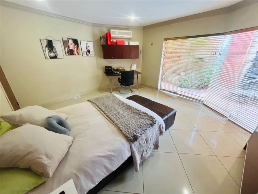 5 Bedroom Property for Sale in Meyersdal Gauteng