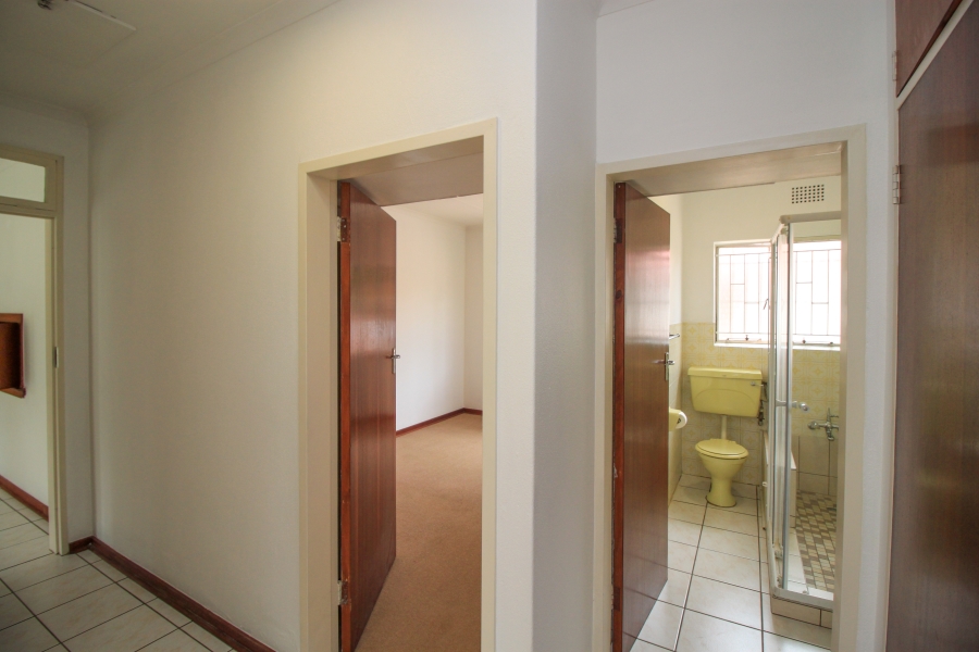 3 Bedroom Property for Sale in Rustivia Gauteng