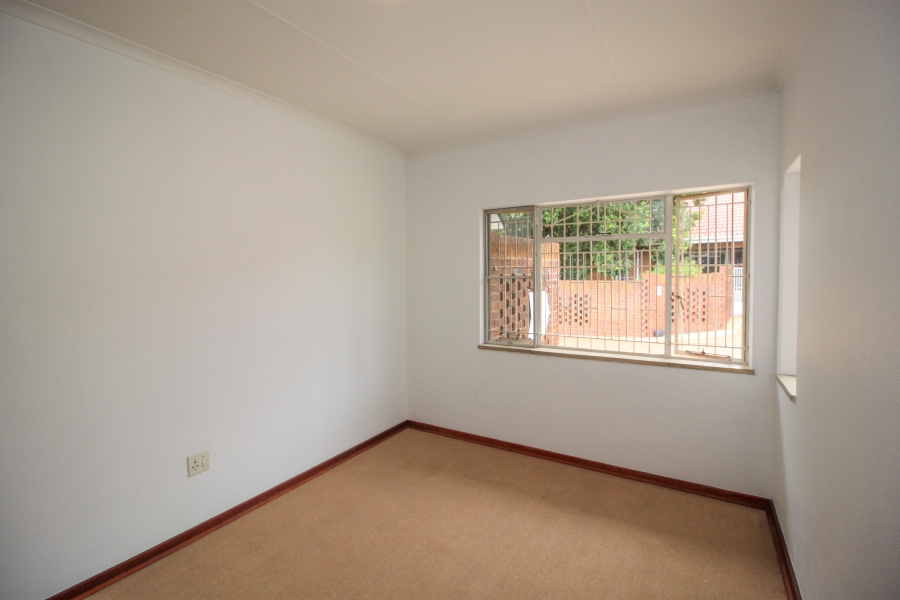 3 Bedroom Property for Sale in Rustivia Gauteng