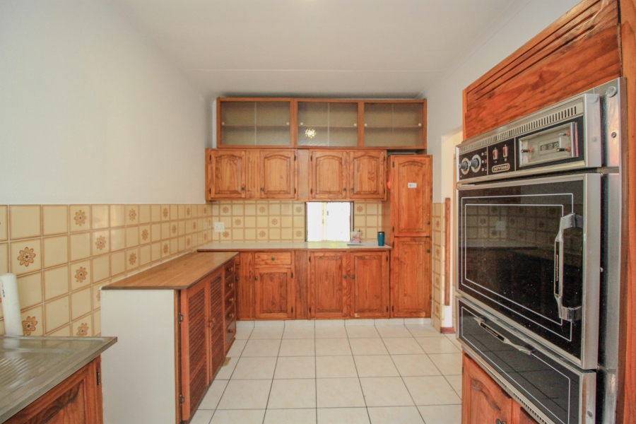3 Bedroom Property for Sale in Rustivia Gauteng