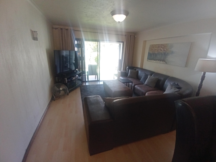 2 Bedroom Property for Sale in Glenvista Gauteng