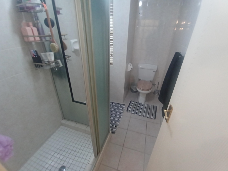 2 Bedroom Property for Sale in Glenvista Gauteng