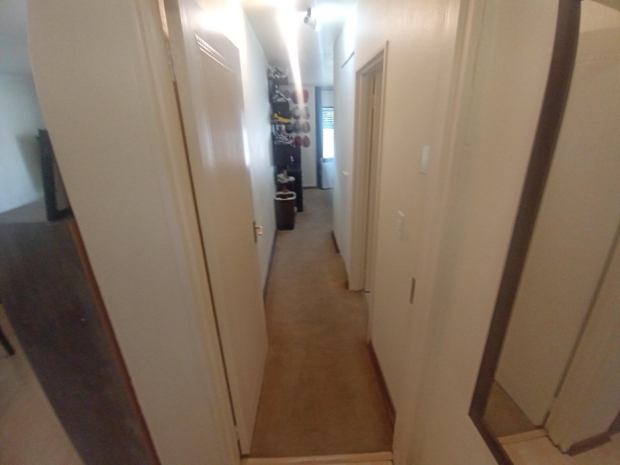 2 Bedroom Property for Sale in Glenvista Gauteng