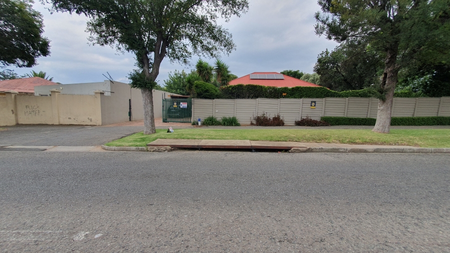 3 Bedroom Property for Sale in The Hill Gauteng