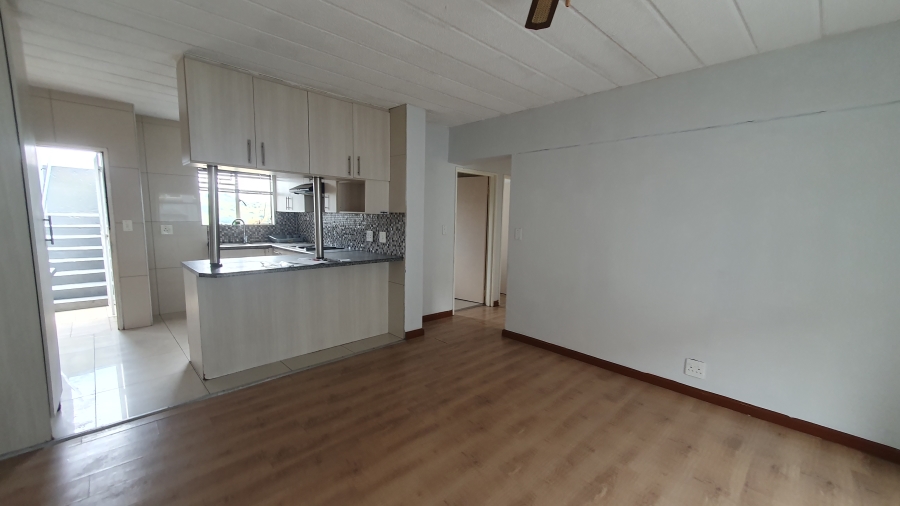 3 Bedroom Property for Sale in Linmeyer Gauteng