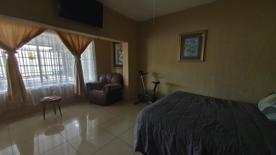 3 Bedroom Property for Sale in Roseacre Gauteng