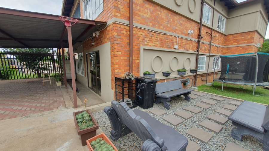 3 Bedroom Property for Sale in Roseacre Gauteng