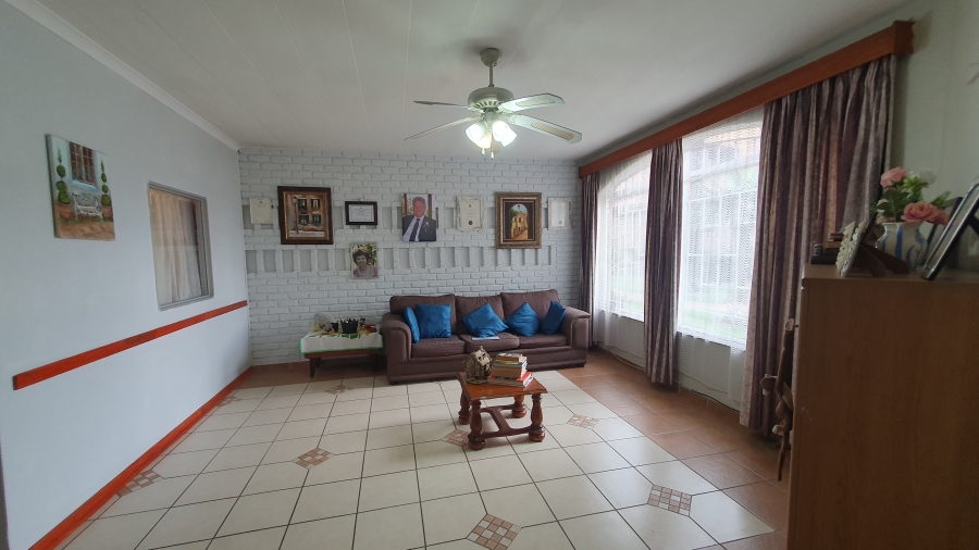 2 Bedroom Property for Sale in Albemarle Gauteng