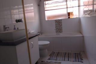 2 Bedroom Property for Sale in Ridgeway Gauteng