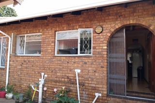 2 Bedroom Property for Sale in Ridgeway Gauteng
