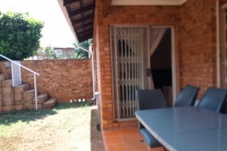 2 Bedroom Property for Sale in Ridgeway Gauteng