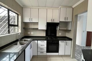 3 Bedroom Property for Sale in Ridgeway Gauteng