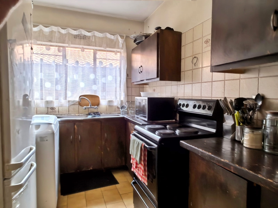 2 Bedroom Property for Sale in Windsor East Gauteng