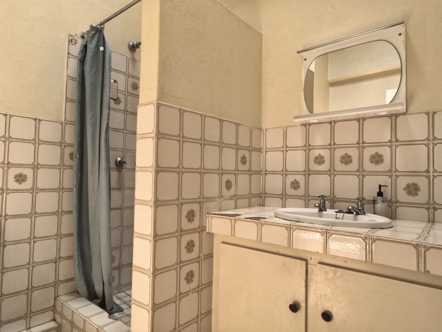 2 Bedroom Property for Sale in Windsor East Gauteng