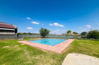 3 Bedroom Property for Sale in Mulbarton Gauteng