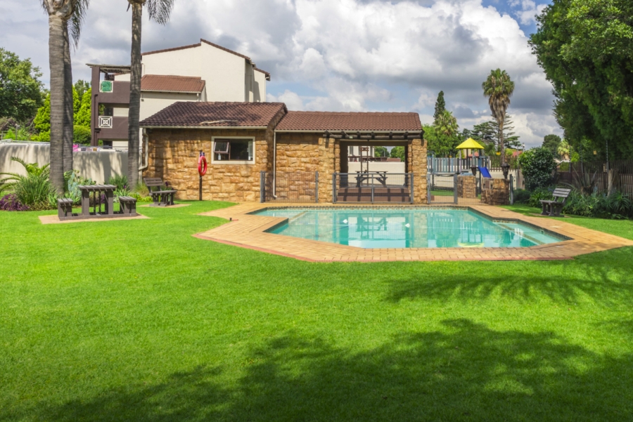 2 Bedroom Property for Sale in Eden Glen Gauteng
