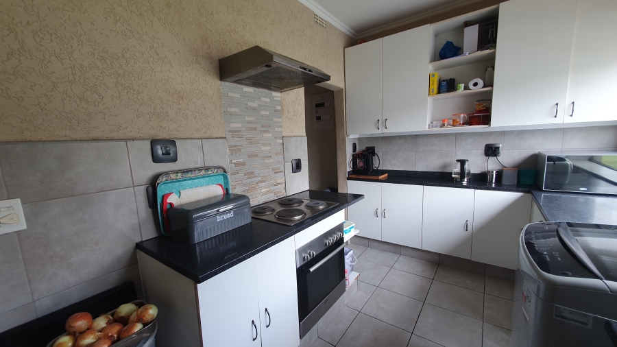 3 Bedroom Property for Sale in The Hill Gauteng