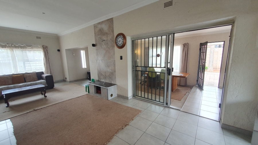 3 Bedroom Property for Sale in The Hill Gauteng