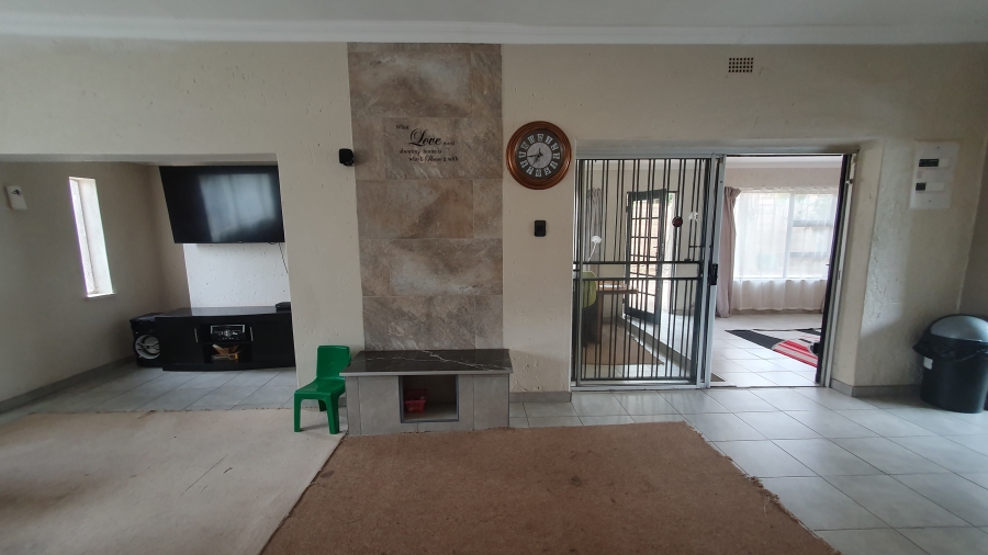 3 Bedroom Property for Sale in The Hill Gauteng