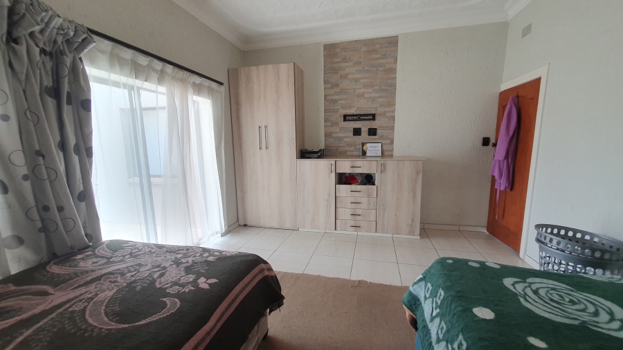 3 Bedroom Property for Sale in The Hill Gauteng