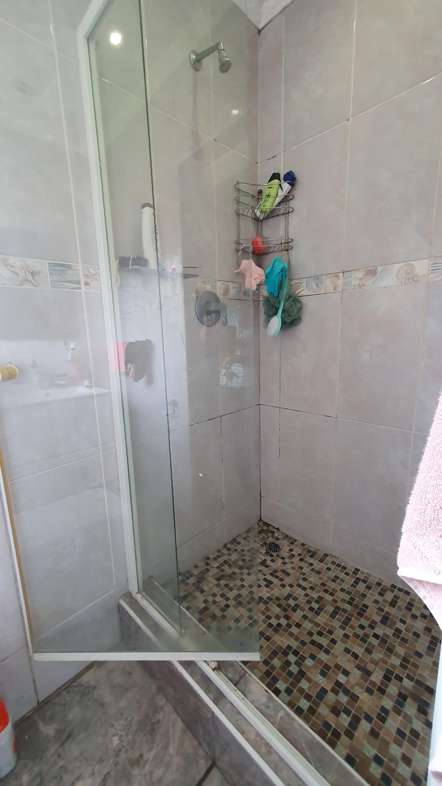 2 Bedroom Property for Sale in Mondeor Gauteng