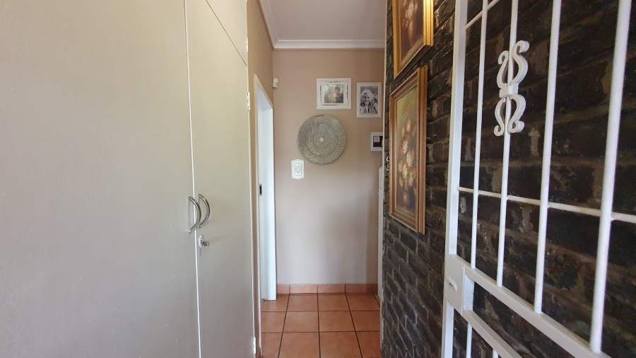 3 Bedroom Property for Sale in Lambton Gauteng