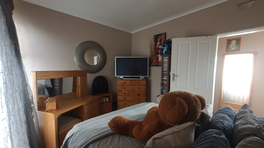 3 Bedroom Property for Sale in Lambton Gauteng